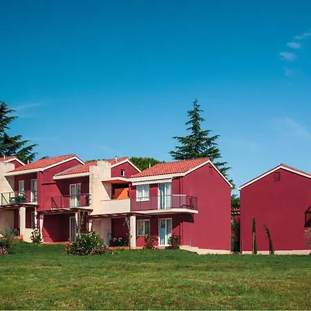 1 Bedroom Lovely In Apartmán Umag