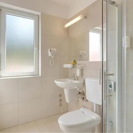 1 Bedroom Lovely In Apartmán Umag