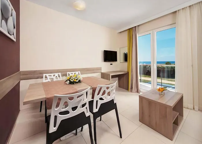 1 Bedroom Stunning In